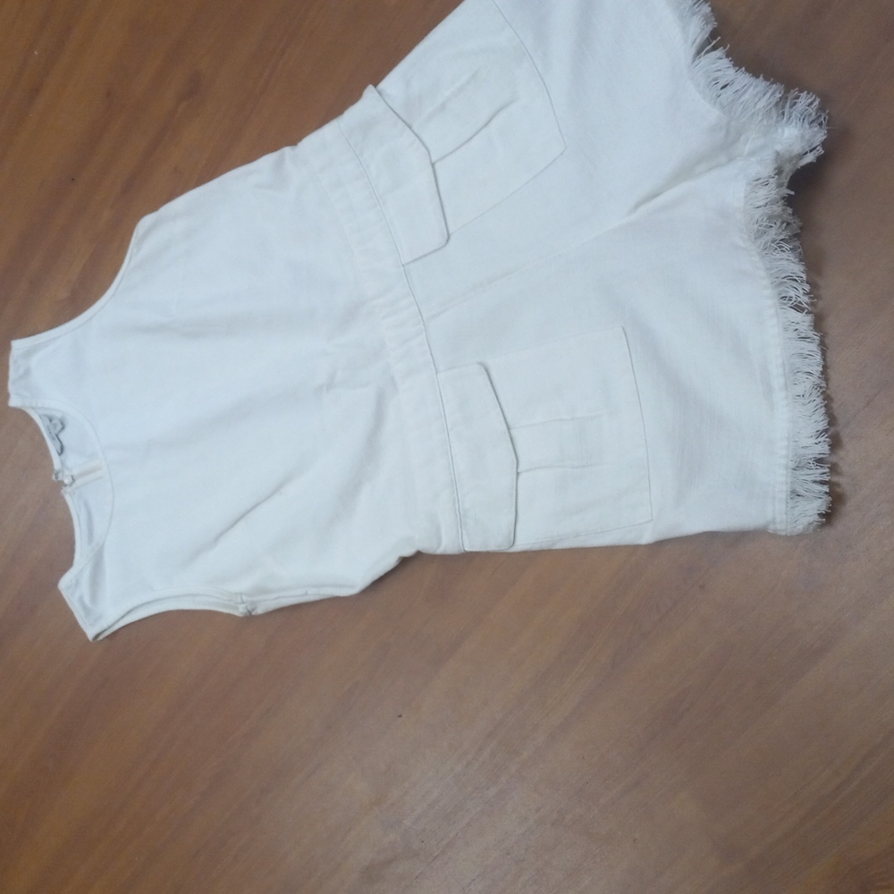 Guess jumper... - Picture 3 of 7